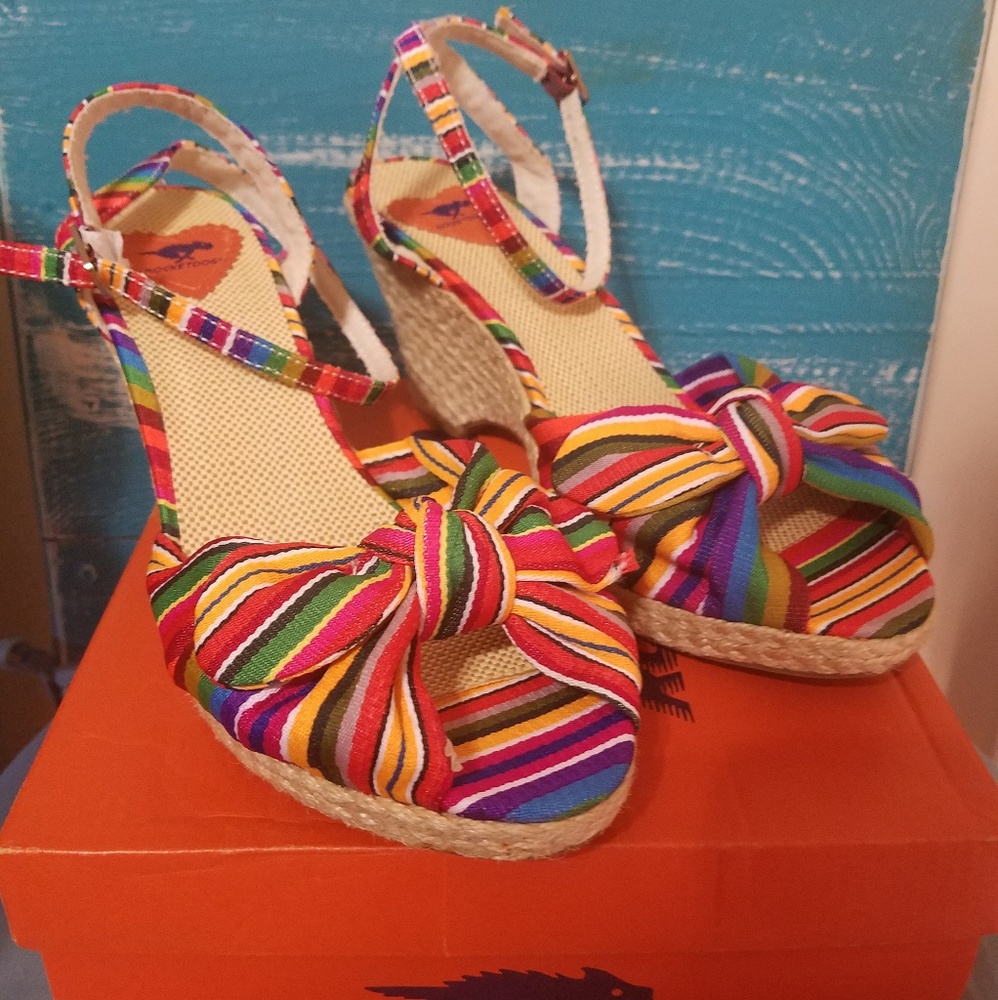 NIB Rocket Dog Sandals Size 11